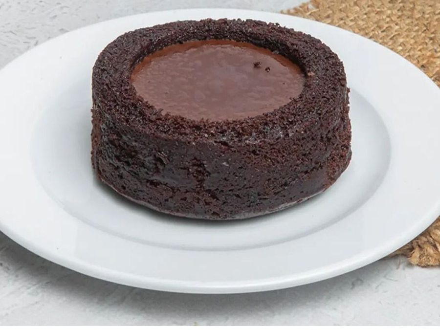 Volcano Nutella, a warm chocolate cake with a molten centre